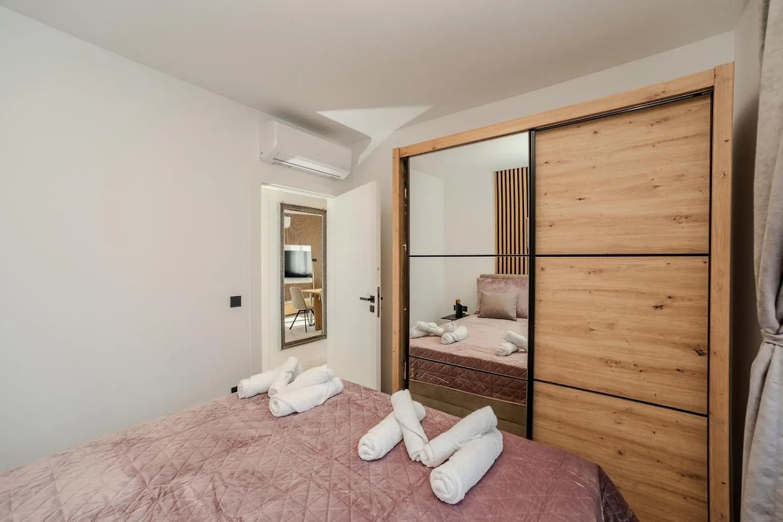 La Vita E Bella Zadar Apartment
